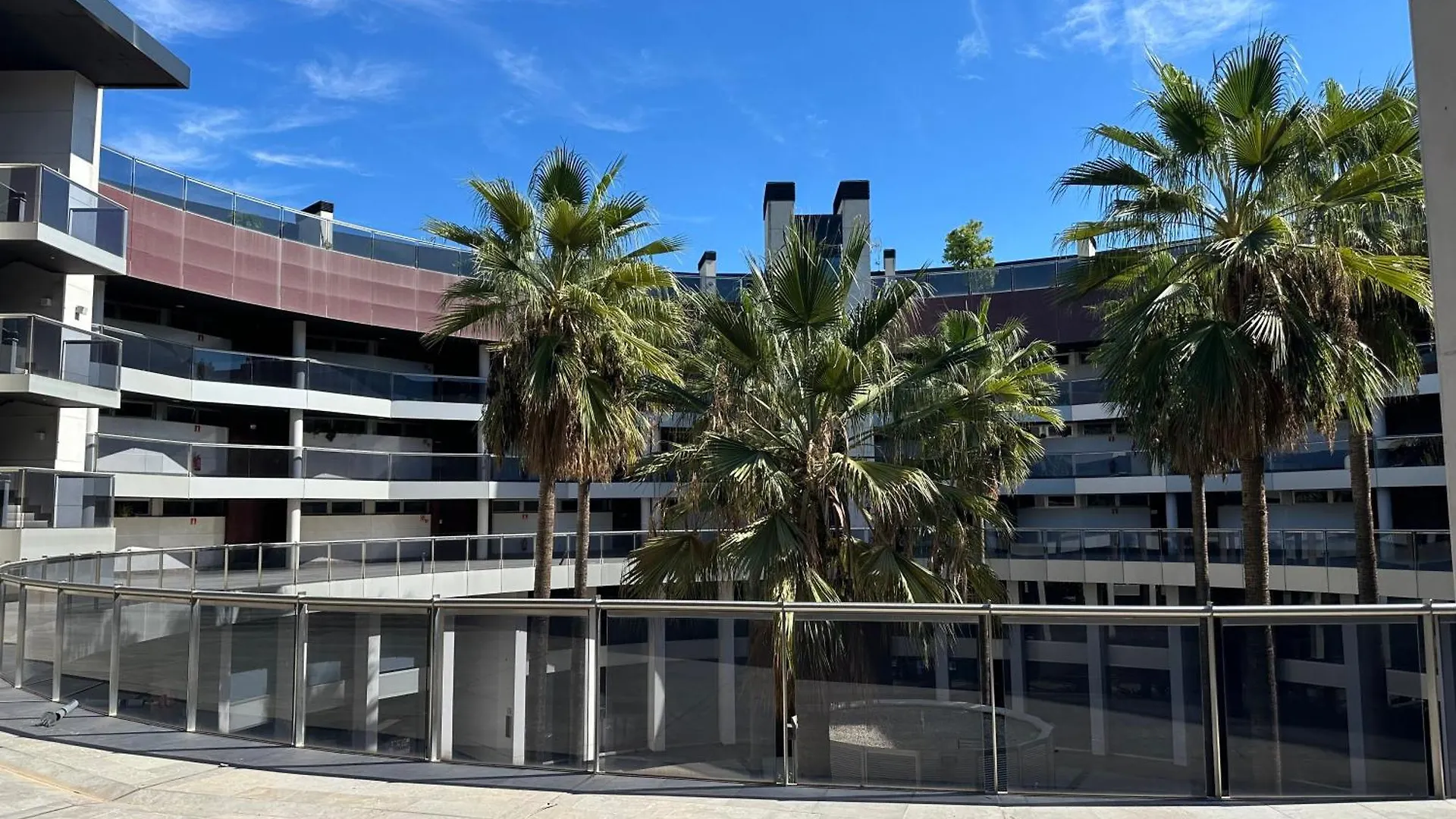 Tecnocordoba Aparcamiento Privado Gratuito Y Piscina Apartamento 0*,  Espanha