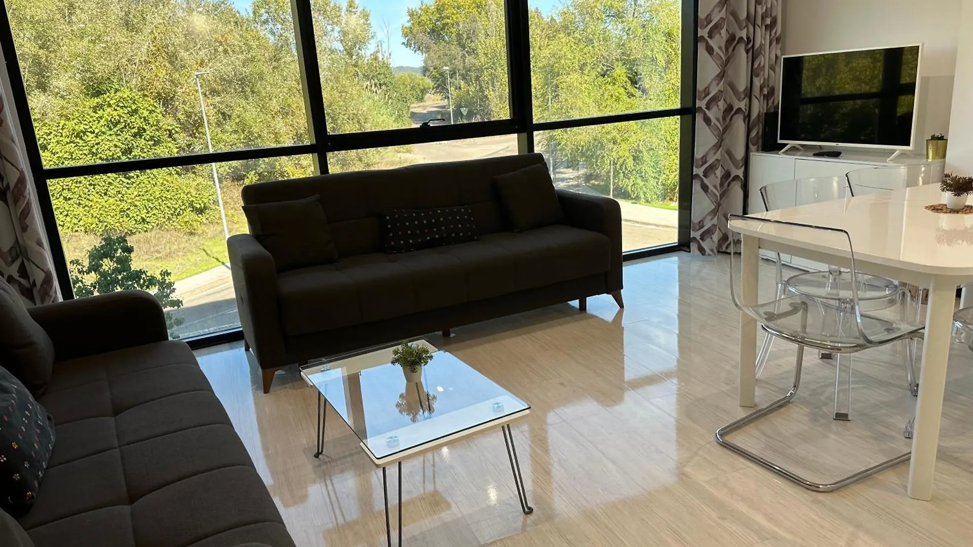 Tecnocordoba Aparcamiento Privado Gratuito Y Piscina Apartment  Cordoba